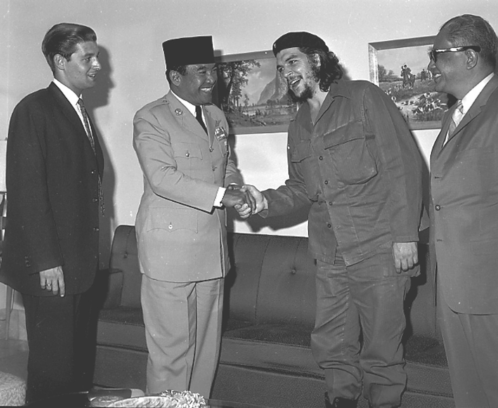 Dengan Che Guevara